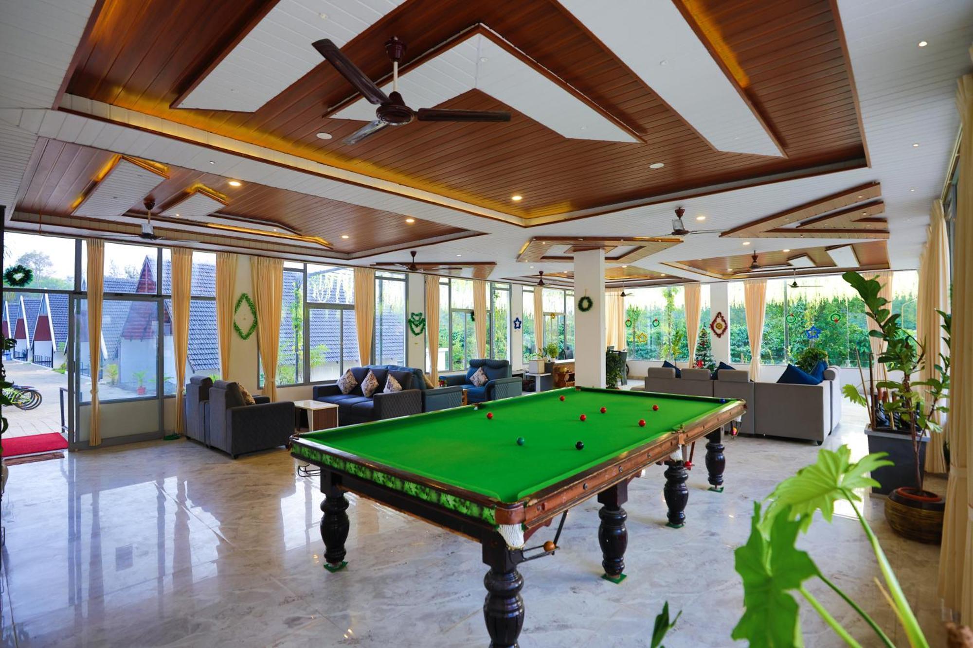Hotel The Grand Retreat - Chikmagalūr Extérieur photo
