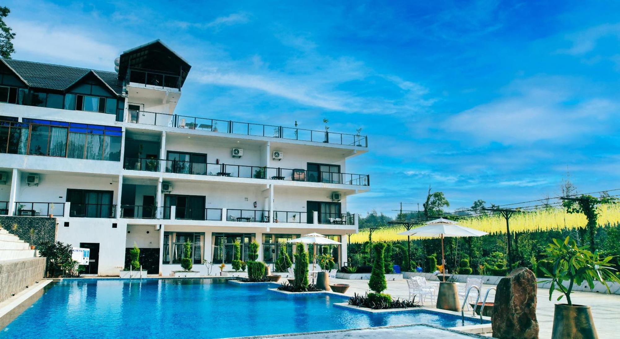 Hotel The Grand Retreat - Chikmagalūr Extérieur photo